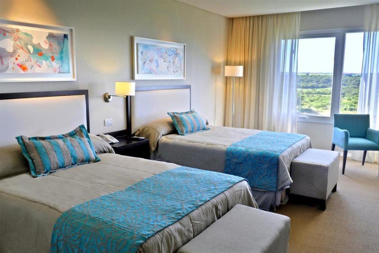 Howard Johnson Hotel Piedras Moras Almafuerte Exterior foto